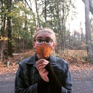 Meet your Posher, Izzy